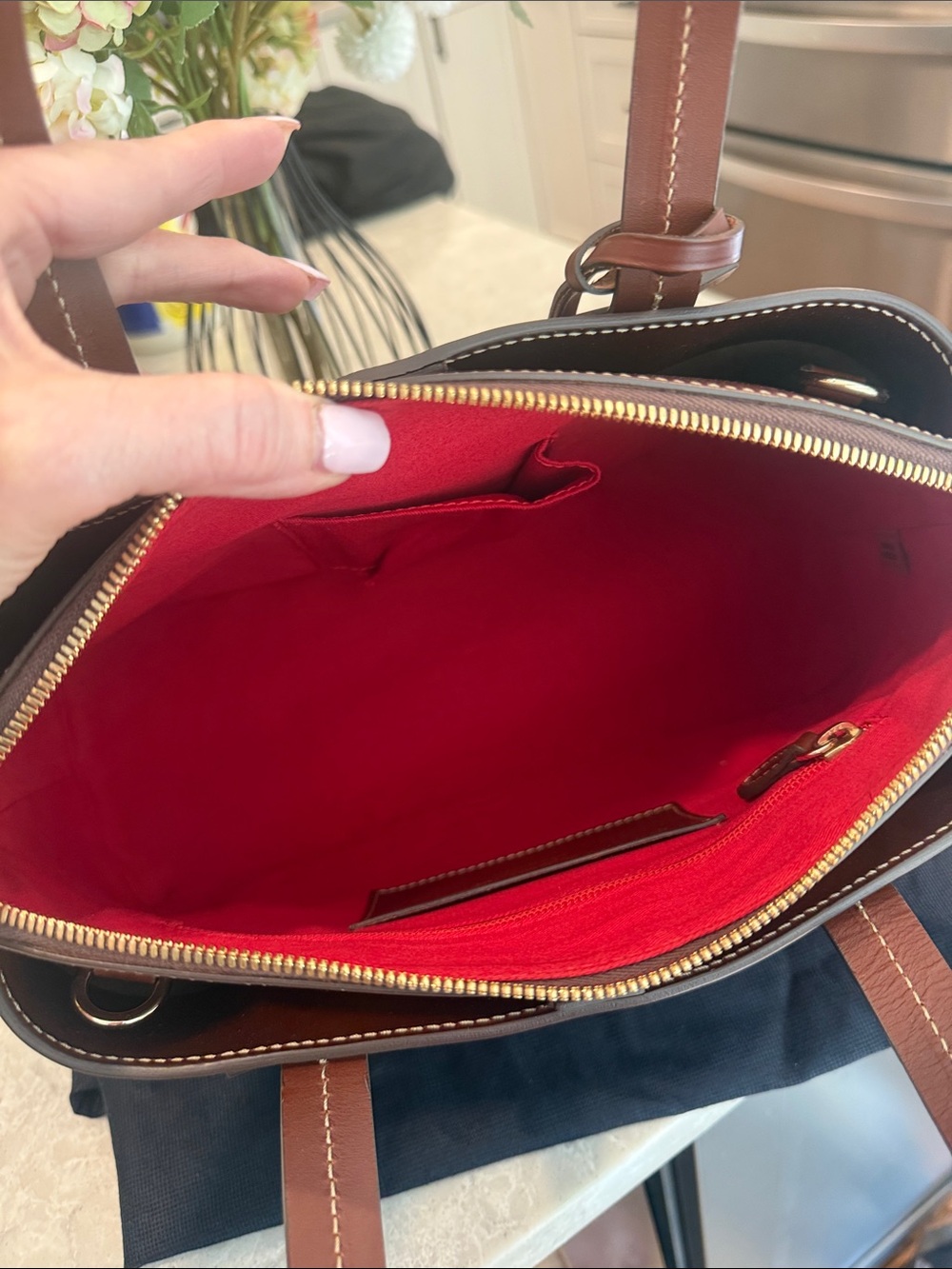 Dooney & Bourke Alto Emilia satchel - Picture 8 of 10